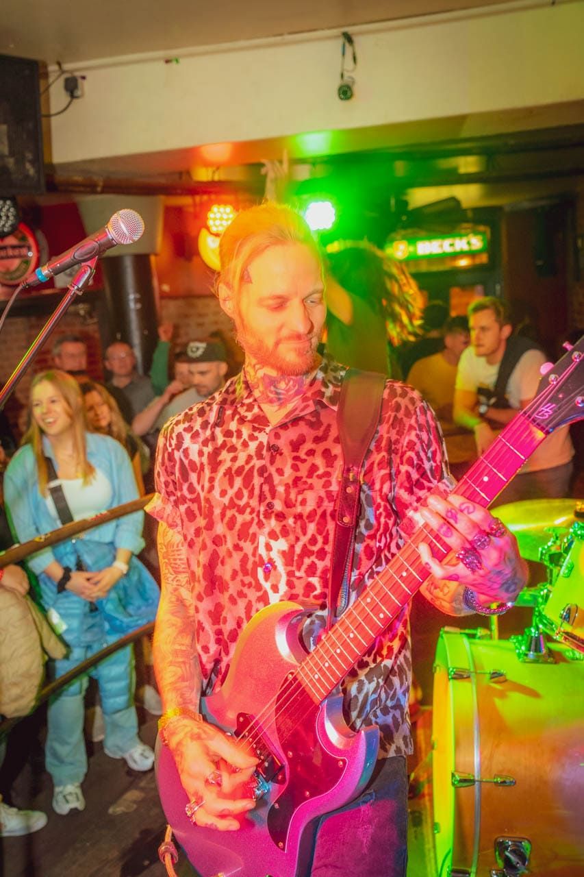 13.04.2024 Monroe & Band